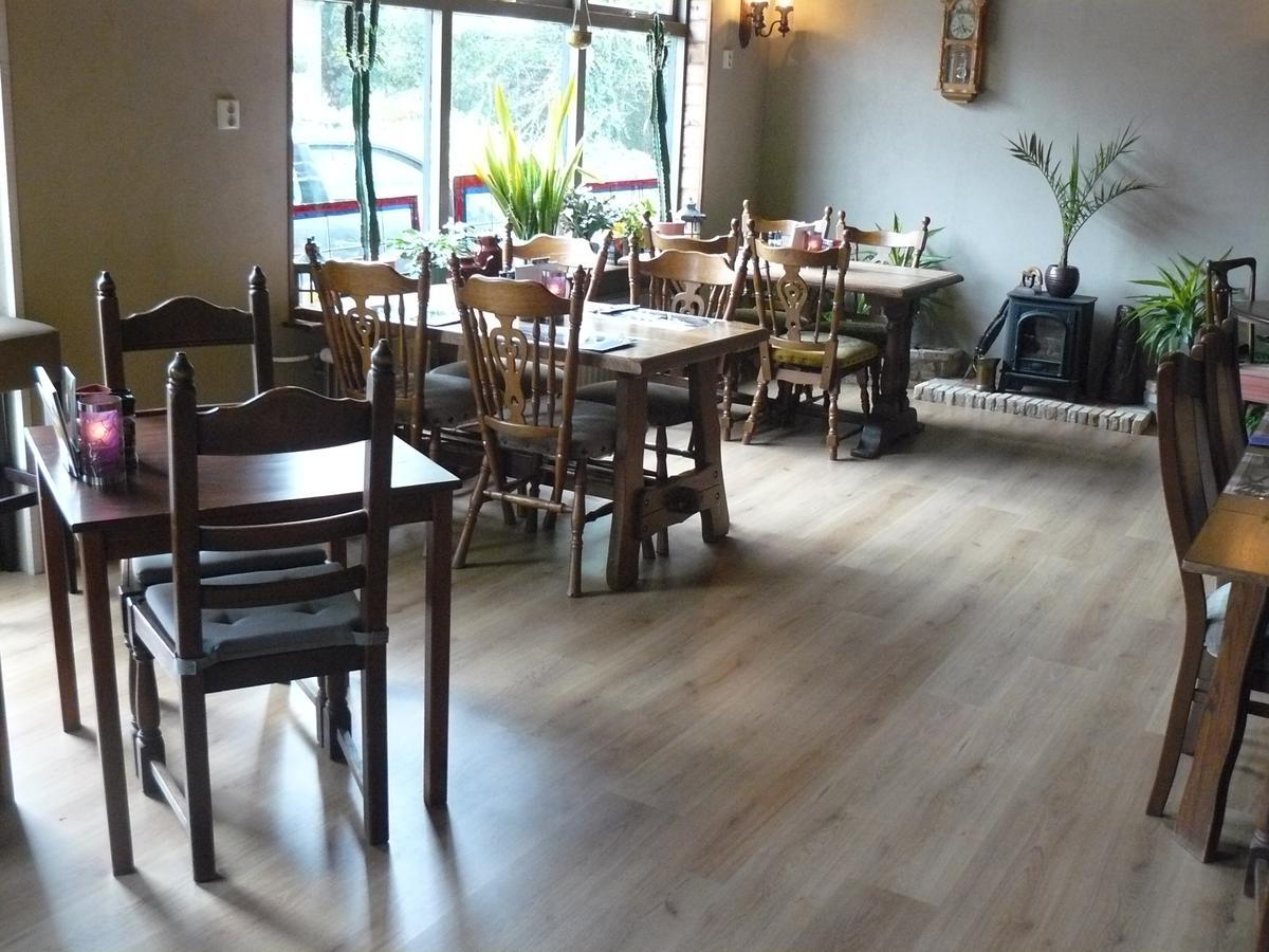 Eetcafe/Pension Nooitgedacht Strijen Ngoại thất bức ảnh